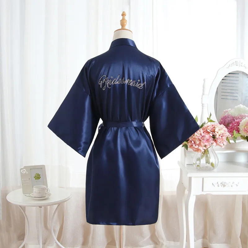 Sexy Yukata Night Robe Courte Satin Mariage Mariée Robes de demoiselle d'honneur avec strass clairs-BrideBridesmaid Edition Robe de chambre 210419