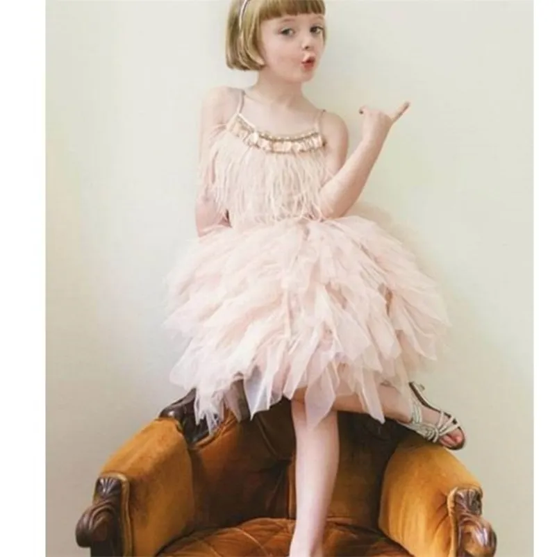 Retail Girl Dress Summer Pióro Princess for Party Wedding Show Comper Dzieci Odzież E2305 210610