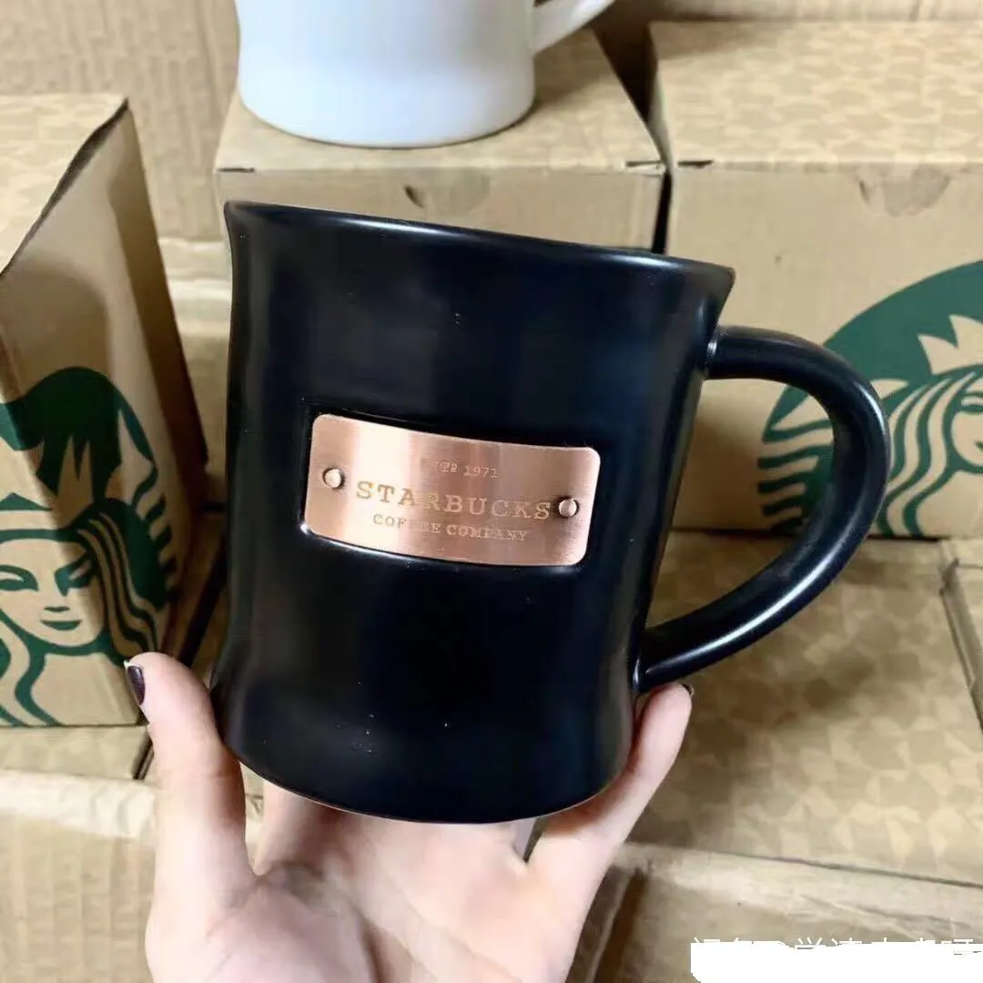 475 ml Klasik Stil Yaratıcı Starbucks Siyah Ve Beyaz Kupa Bakır Ofis Çift Çifti Kahve Fincanı Yıldız Kaşık Ile