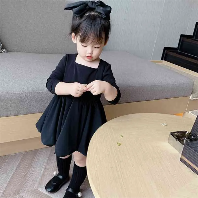 Dziewczyny Sukienka Jesień Zima Koreański Styl Baby Kierunki Kwadratowa Neck Black Party Cute Dzieci Odzież Princess 210625