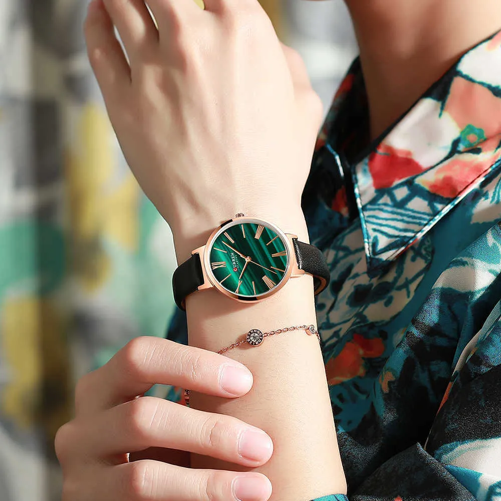 Curren New Fashion Women's Klockor Klassisk Quartz Business Luxury Wristwatches Bracelet Relogio Feminino Q0524