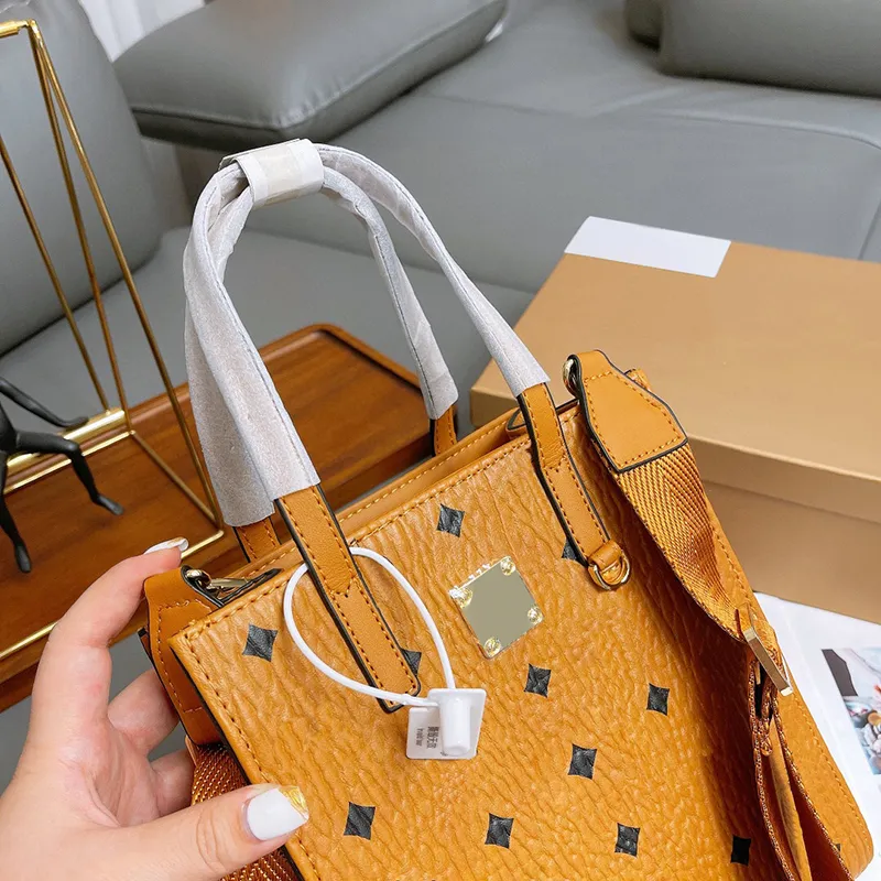 5A+ MCN mini tote bags women bag 2021 fashion crossbody handbags clutch Genuine Leather shoulder purse Luxurys Designers wallet original flower pochette with box