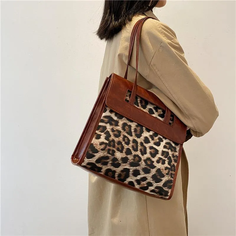 Schoudertassen Luipaard Print Handtas Dames Leer Grote Capaciteit Tote 2021 Mode Luxe Dierenprints Dames Designer