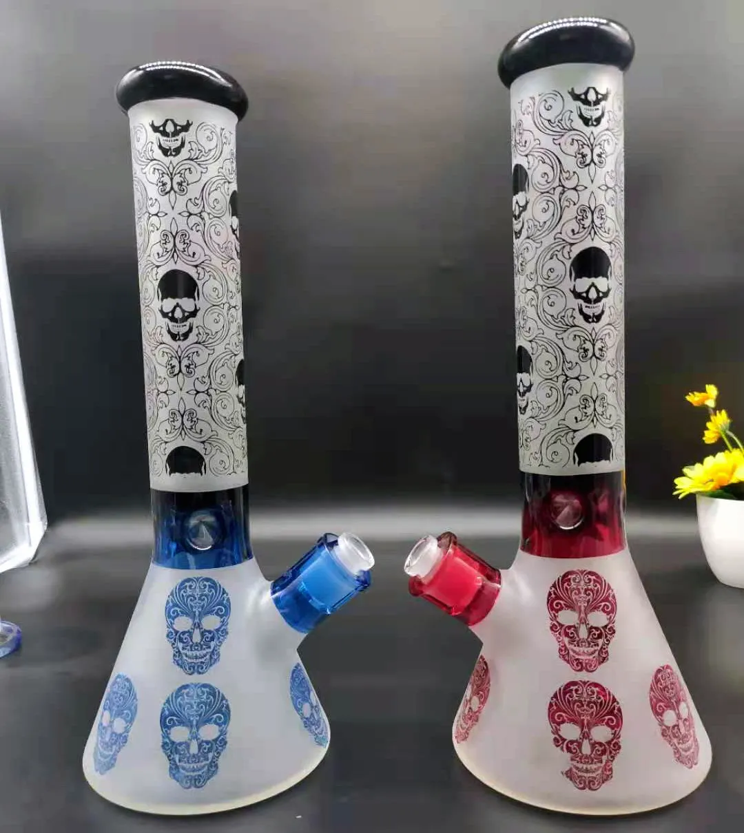 15 Inch 36CM Glass Bong Blue Red Skull Tobacco Water Pipe Smoking Beaker Bongs Ice Ash Catcher Dab Oil Rigs 14mm Bowl Downstem