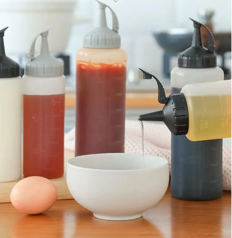 Squeeze-Öl-Gewürzflasche, Kunststoff-Salatwerkzeuge, auslaufsichere Flaschen mit Drehdeckel, ideal für Ketchup, Senf, Sirup, Saucen, Dressing