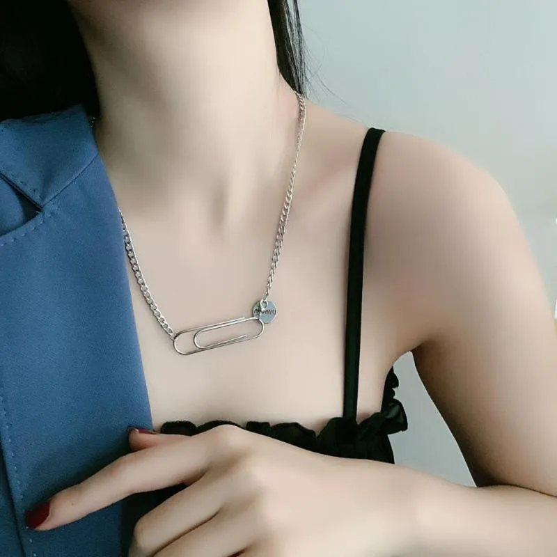 Hello Miss Pin Necklace Chic Niche Paper Clip Retro Creative Personality Clavicle Chain Women's Jewelry Pendant Necklaces