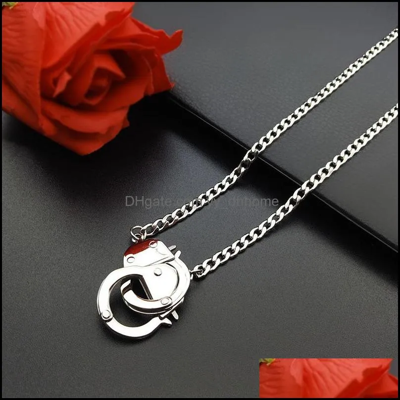 Pendant Necklaces Chian Handcuffs Necklace Mens Stainless Steel Long Gifts For Male Accessories Personality Hip Hop Rock Wholesale