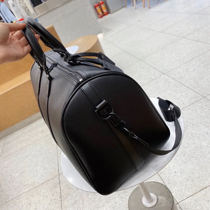 Men`s Fashion Duffel Bag Black Leather Travel Bag Ladies Large Capacity Handle Luggage Gentleman Business Handbag with Shoulder Strap Size 42CM