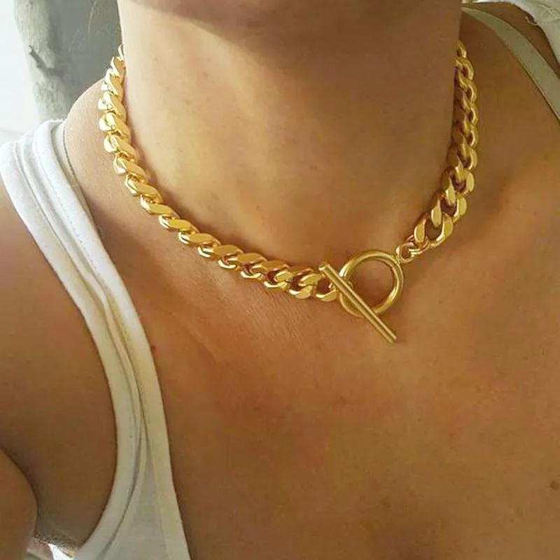 Moda Letnia Wysokiej Jakości 9mm Cuban Link Łańcuch Przełączanie Zapięcie Złoto Kolor Modne Europejskie Kobiety Choker Naszyjnik Naszyjniki Wisiorek