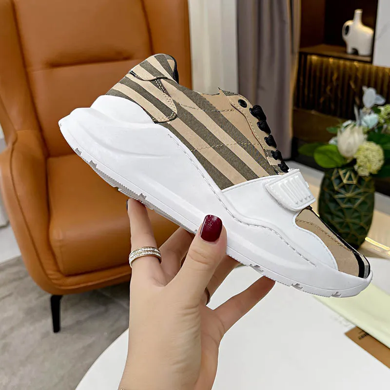 冬に購入 高級ファッションブランドビンテージスニーカー女性メンズシューズ最新デザイナースニーカーサイズ35 45モデルbh01 人気商品ランキング Elsafwa Hospital Com