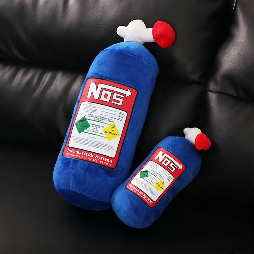 Realitic Bottle Plush Pillow JDM Driving Doll Fylld Toy Big Neadrest Kudde för bil Bra present la285