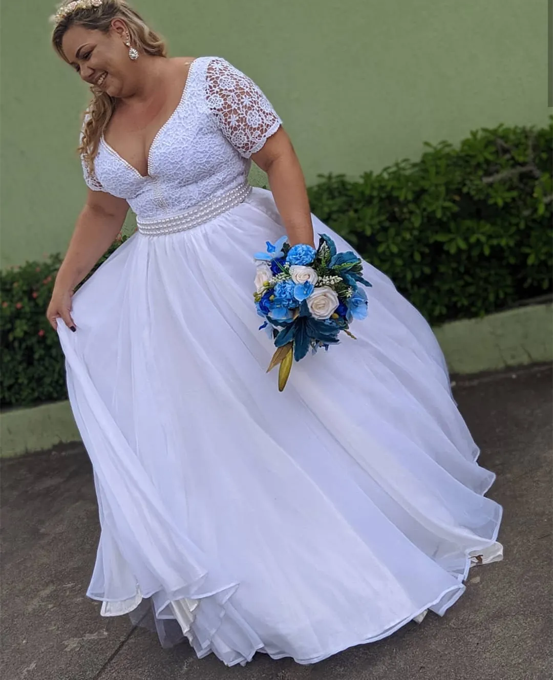 plus size beach wedding dress