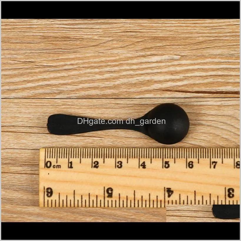 wholesale 1000pcs 0.5g plastic measuring scoop spoons powder spoons black white color shipping sn2082