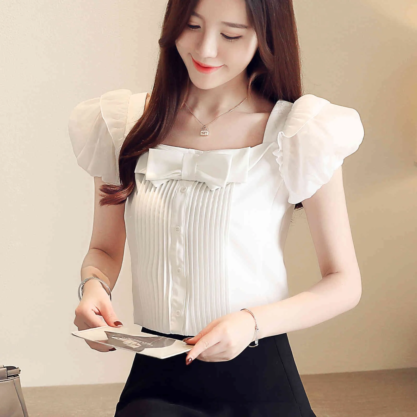 Camicette in chiffon bianco moda Camicie Camicie estive donna con scollo quadrato e spalle scoperte Camicia abbigliamento moda coreana 88H 210420