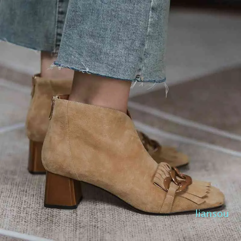 Stivali da donna autunno / inverno Pelle scamosciata di pecora Punta tonda Tacco quadrato Stivaletti con tacco medio Cerniera con frange Scarpe da donna alla moda