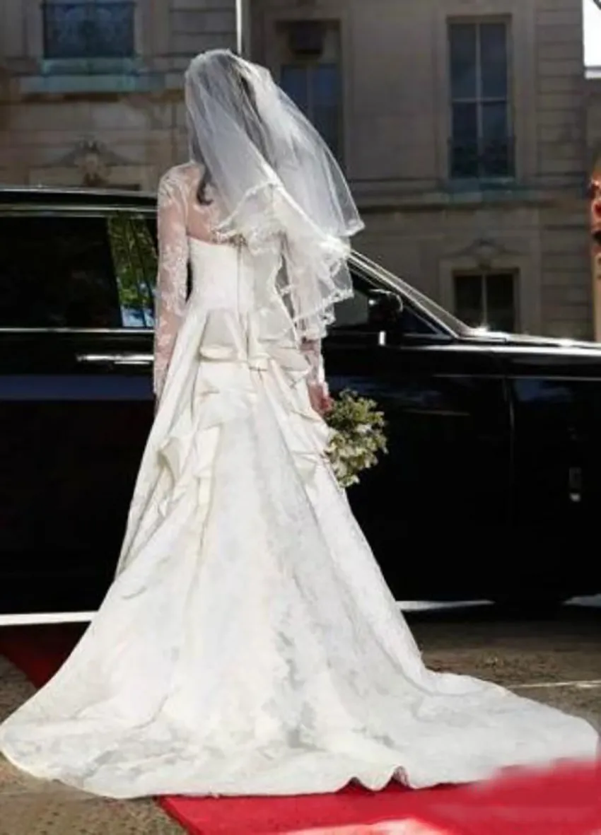 Stunning Kate Middleton Wedding Dresses Royal Modest Bridal Gowns Lace Long Sleeves Ruffles Cathedral Train Custom Made High Quali286Y