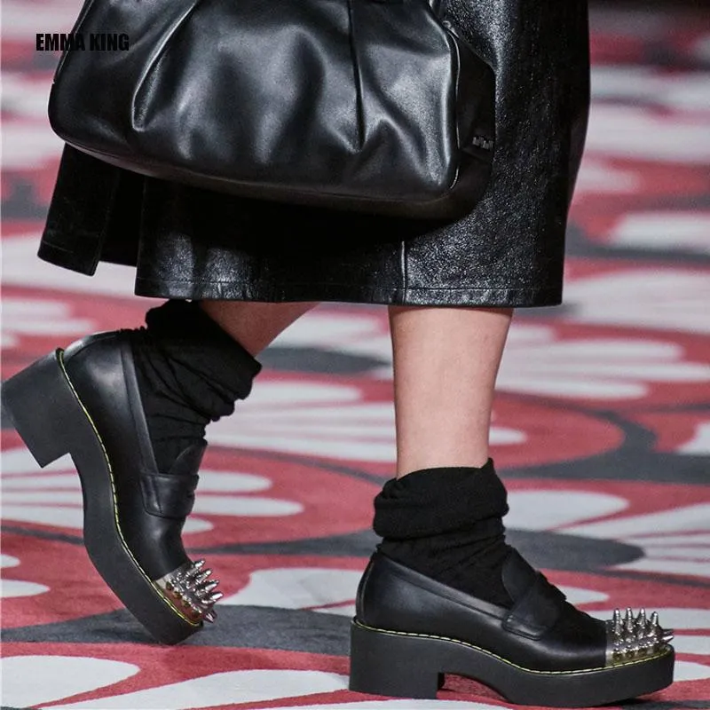 اللباس أحذية النساء 2021 نمط ماري جينس خمر برشام عالية الكعب منصة سيدة الخريف الكعوب مربع