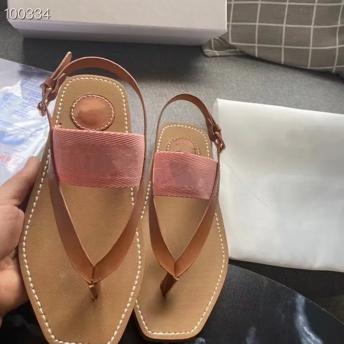 Moda Designer Kobiety Plażowe Sandały Haft Platformy Buty Odwróć klapki Mokasyny Letnie Mieszkania Buty Damskie Sandały Slipper Rozmiar 35-41