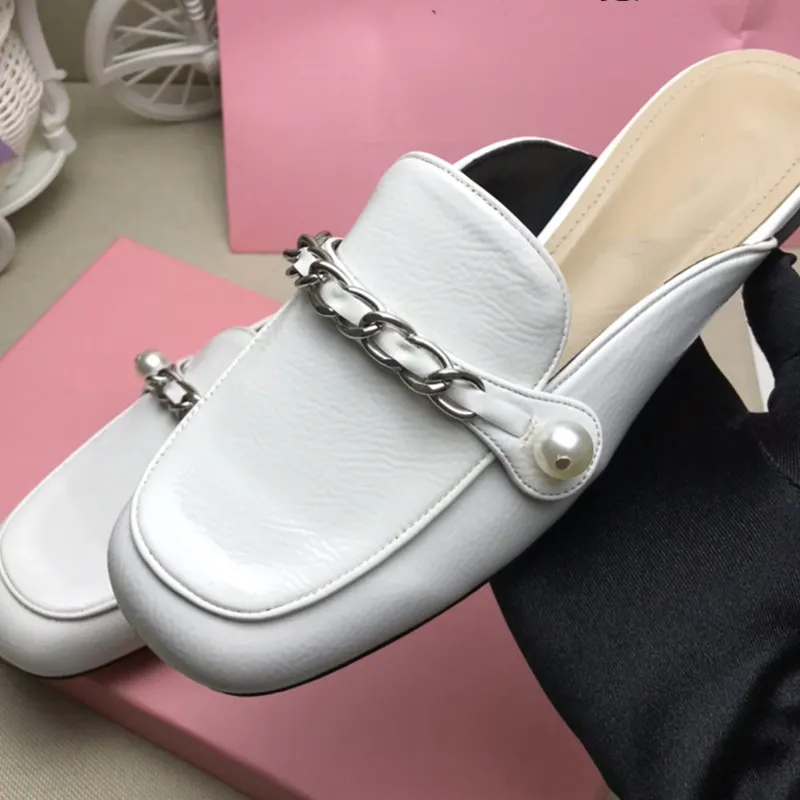 Autumn winter high-end soft Fur slippers luxury women designer Fashion Leather pearl chain Slipper Girls Flat bottom Slides Black White khaki With Box