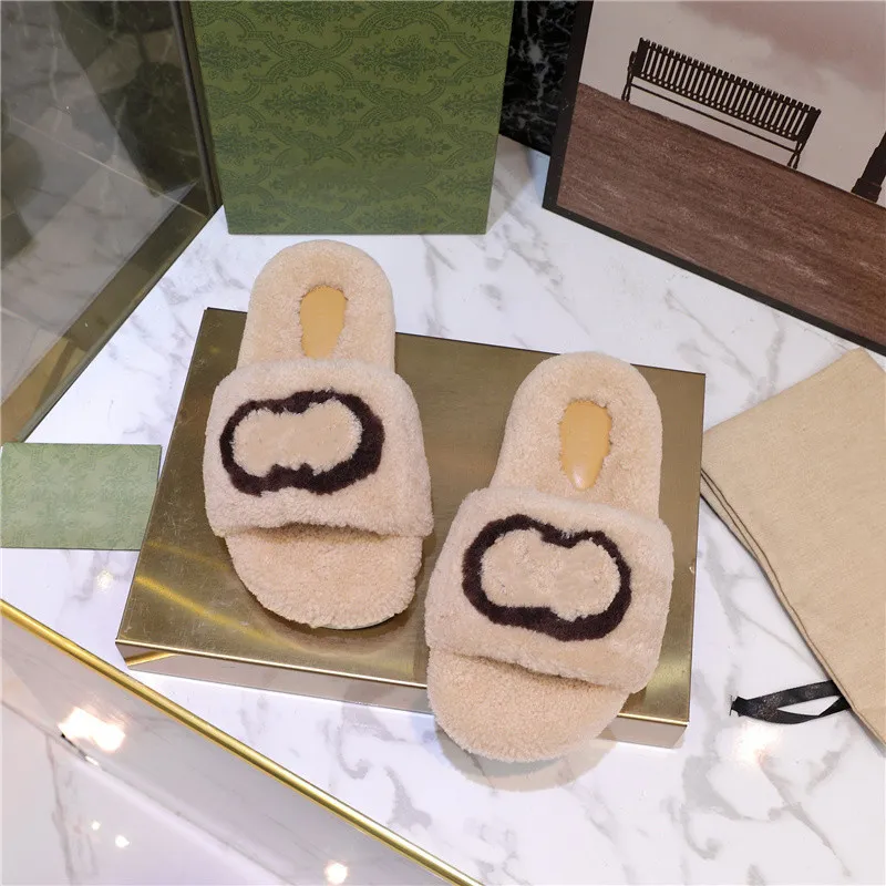 Women`s slide sandal Light brown merino wool Fashion apartment flat slippers Designer Muller heel slipper Winter sexy Mullers Size 35-41