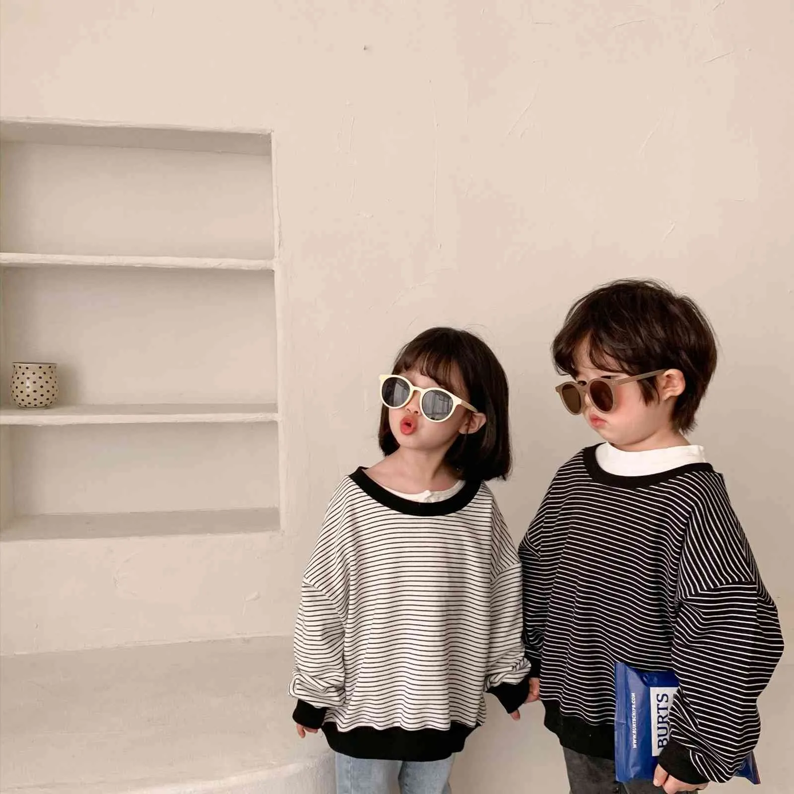 Spring Cotton Striped Long Sleeve Sweatshirts för barn Casual Loose Pullovers 210508