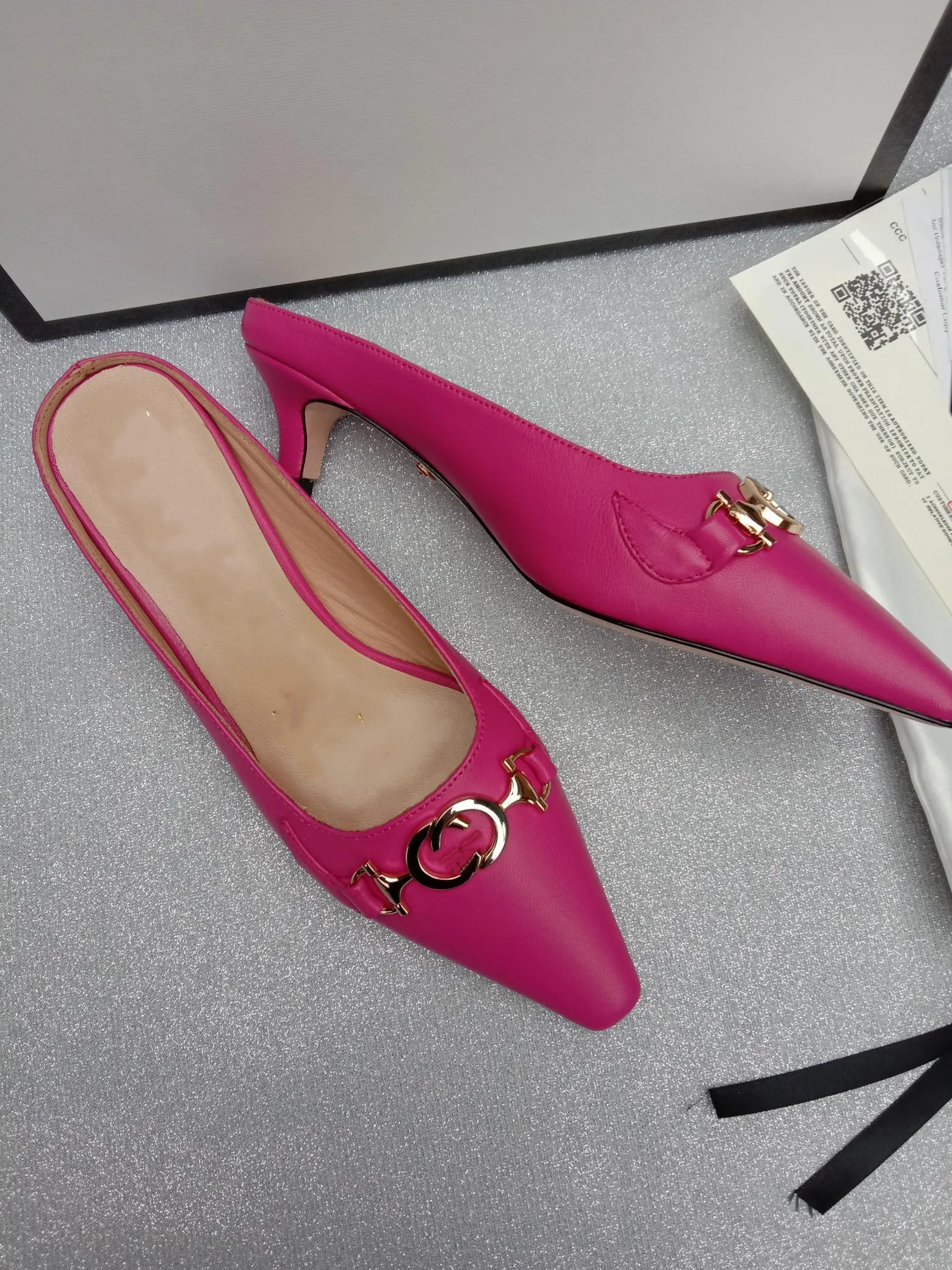 BOX 새로운 여성 신발 하이힐 빨간색 바닥 가죽 뾰족한 발가락 펌프 야외 바닥 드레스 신발 크기 36-43 NN0413