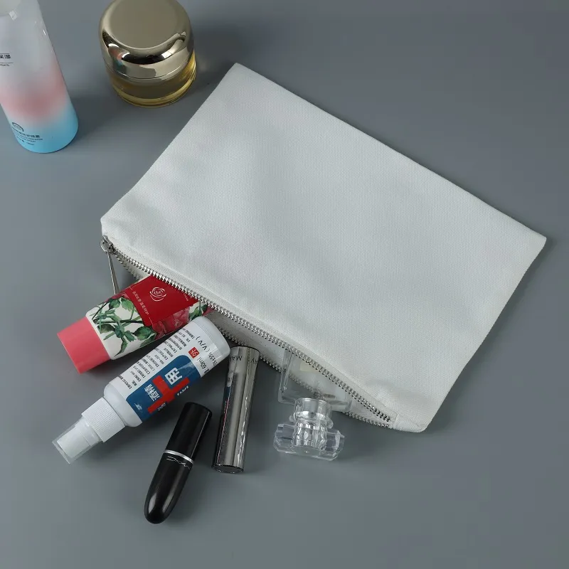 Оптовая 100% полиэстер холст 6 * 9 дюймов пустые сумки- для упаковки макияж с серебряной молнией простые белые сублимационные путешествия косметические сумки