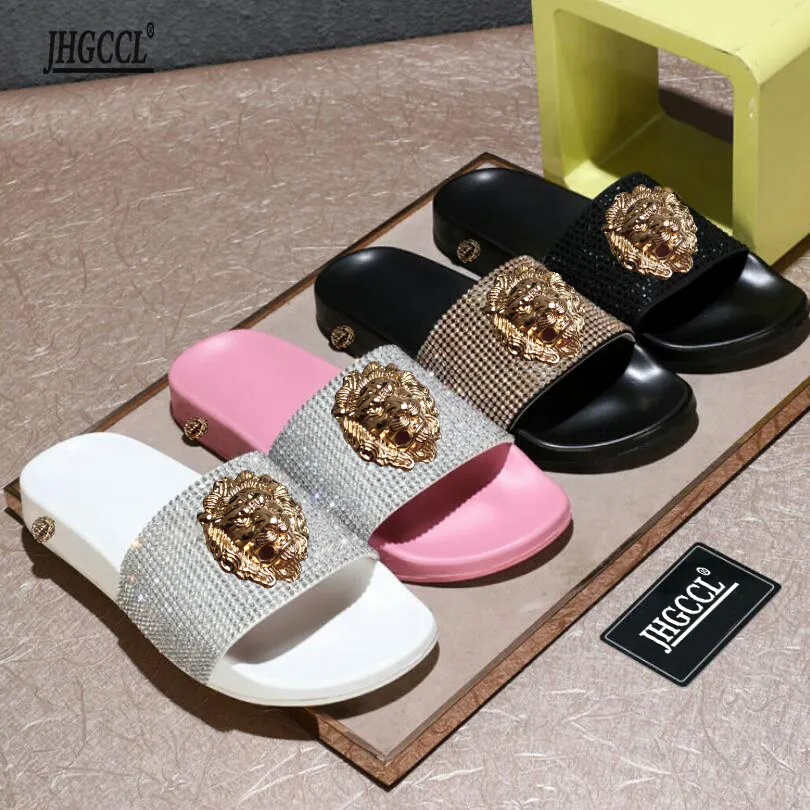 Designer Rhinestone Diamond Slippers For Couples Luxury Summer Flip Flops For Leisure Beachwear Mens Chaussure Homme Marque T6 From Caineng10 52.24 In Bulk DHgate.Com