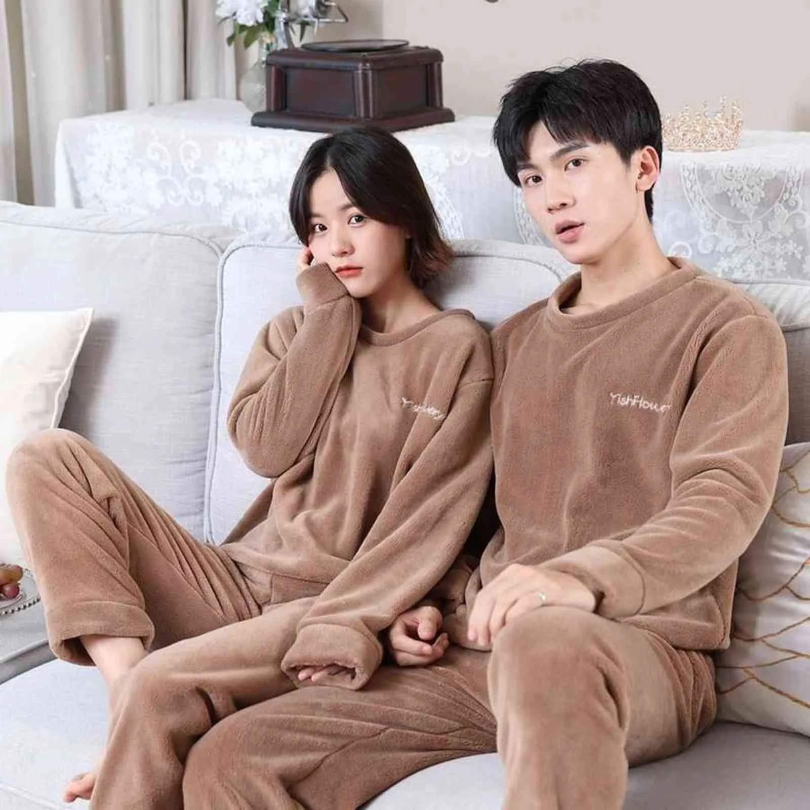 Kalın Sıcak Pijama Çiftler Set Coral Polar Homewear Kış Salonu Erkek Giyim Yumuşak Gevşek Pijama Kadınlar Ev Giysileri Suit 211111