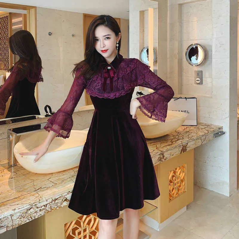 Autumn Sexy Lace Splicing Velvet Dress Women Turn-down Collar Wrist Sleeve Fit and Flare Elegant Bow Slim party Dresses 210529