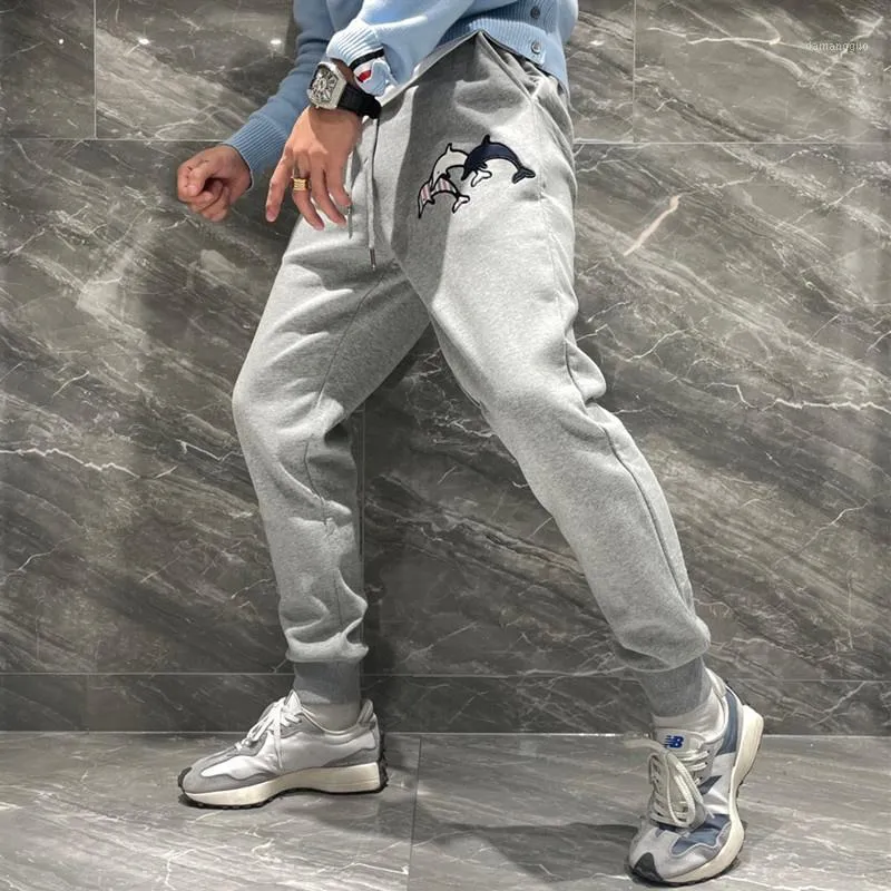 Herrbyxor 2021 mode varumärke sweatpants män dolphin broderi bomull casual sportbyxor tjock vinter mens jogger spår