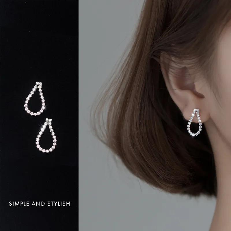 Colusiwei 925 Sterling Silver Luxury Zircon Water Drop Shape Stud Earring for Women Wedding Engagement Promise Jewelry