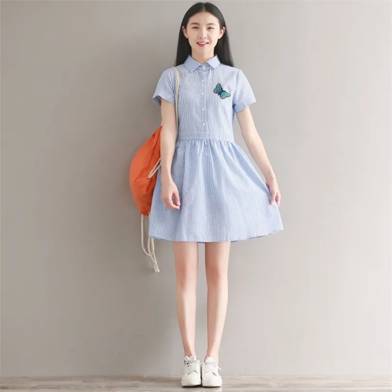 Mori Girl Preppy Style Sommer Damen Kleid Umlegekragen gestreift Slim Elbise Schmetterling Applikationen Baumwolle Leinen Blau 210520