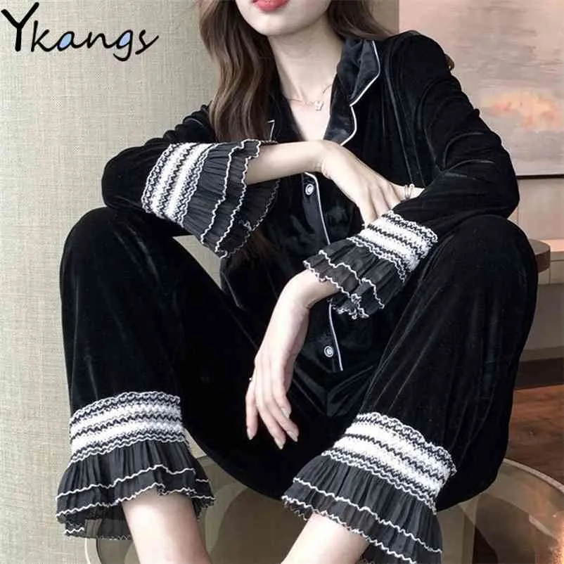 Velours dentelle épissage élégant pyjama ensembles à manches longues haut + pantalon vêtements de nuit femmes style coréen printemps noir blanc pijama costume à la maison 210421