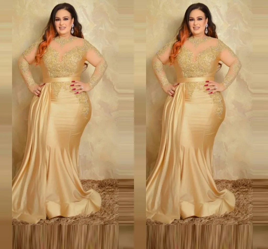 2023 Sexy Plus Size Vestidos De Noite Formais Elegante Com Mangas Compridas Renda Dourada Gola Alta Bainha Vestido para Ocasião Especial Mãe da Noiva