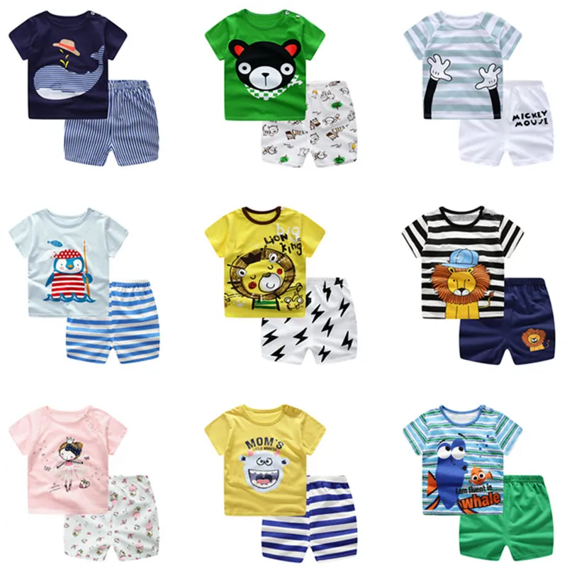 夏の子供服セット100％コットン漫画プリントトラックスーツ半袖TシャツTシャツ+ショーツ2ピース衣装ファッション子供スポーツスーツ24色