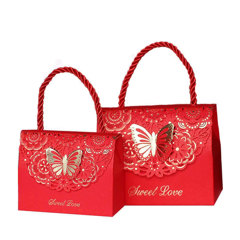 Bröllop tredimensionell bärbar väska gynnar dekorationer söt kärlek godis box fest tillbehör papper presentförpackningar väskor för gäster 210724