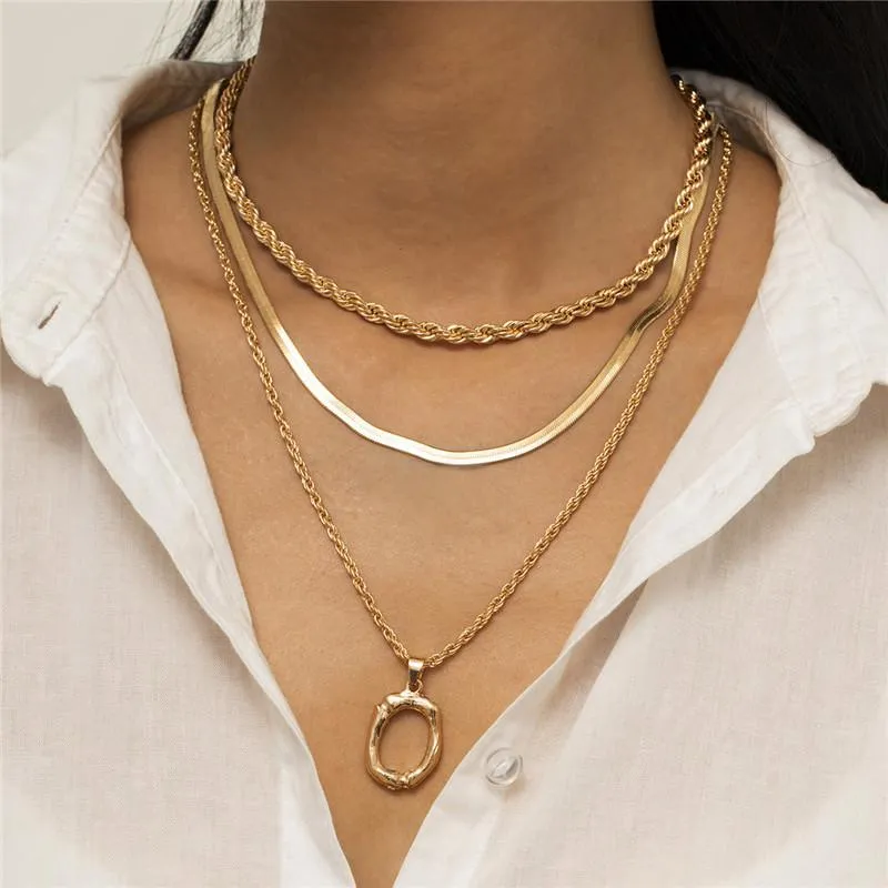 Geometrische elliptische ring hanger kettingen multi-lagen legering gouden slang ketting vrouwen rok jurk twist ketting ornamenten accessoires