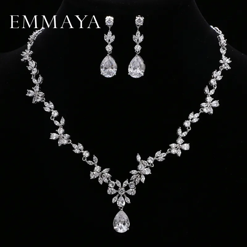 Emmaya Brand Gorgeous AAA CZ Kamienie Zestaw Biały Kryształowy Kwiat Party Biżuteria Ślubne Zestawy dla kobiet