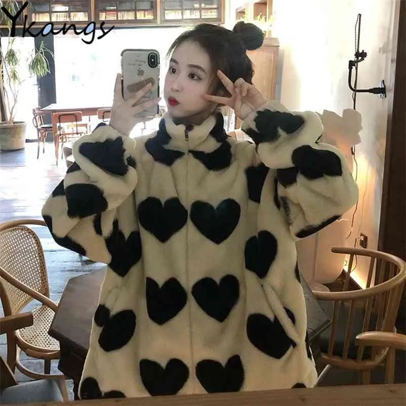 Winter Warm Women Lamb Wool Jacket Female Cute Love Heart Artificial Fur Cotton Teddy Coat Loose Fluffy Mujer With Zipper 210421