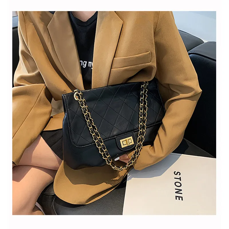 New women`s bag Medieval diamond chain bags autumn and winter retro one-shoulder messenger bag tide