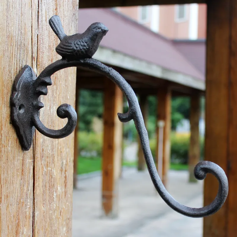 2 Piezas de Hierro Forjado Soporte para Pájaros Gancho Montado en la Pared Colgador para Plantas de Jardín Cesta de Flores Maceta Jaula de Pájaros Linterna Artículo Colgante Estilo Antiguo Acabado Marrón Decoración del Hogar