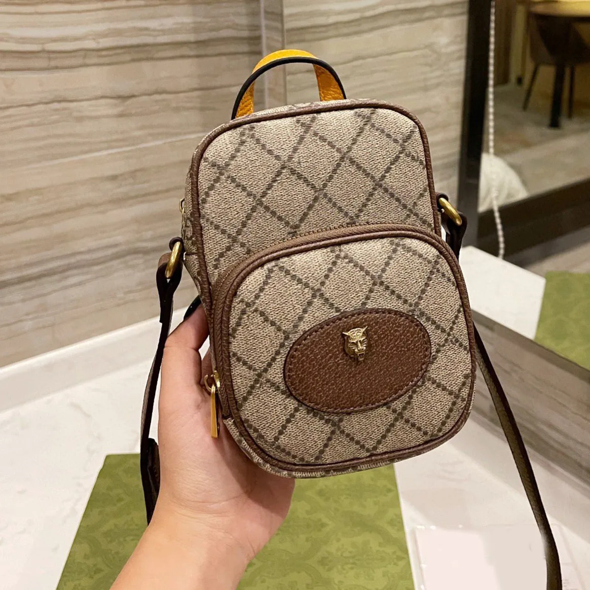 Mobile phone bags NeoVintage bag Fashion women CrossBody Handbag Quality luxurys Top designers Clutch lady Shoulder purse Handbags Metallic print Leather purse