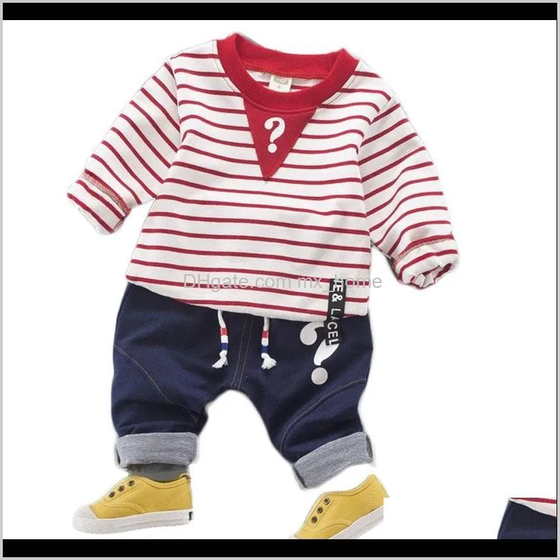 Sats Baby Baby Kids Maternity Drop Leverans 2021 Kläder Privat Etikett Jeans Suit Stripe Olined Övre Kläder av Cotton Kores Edition Childr