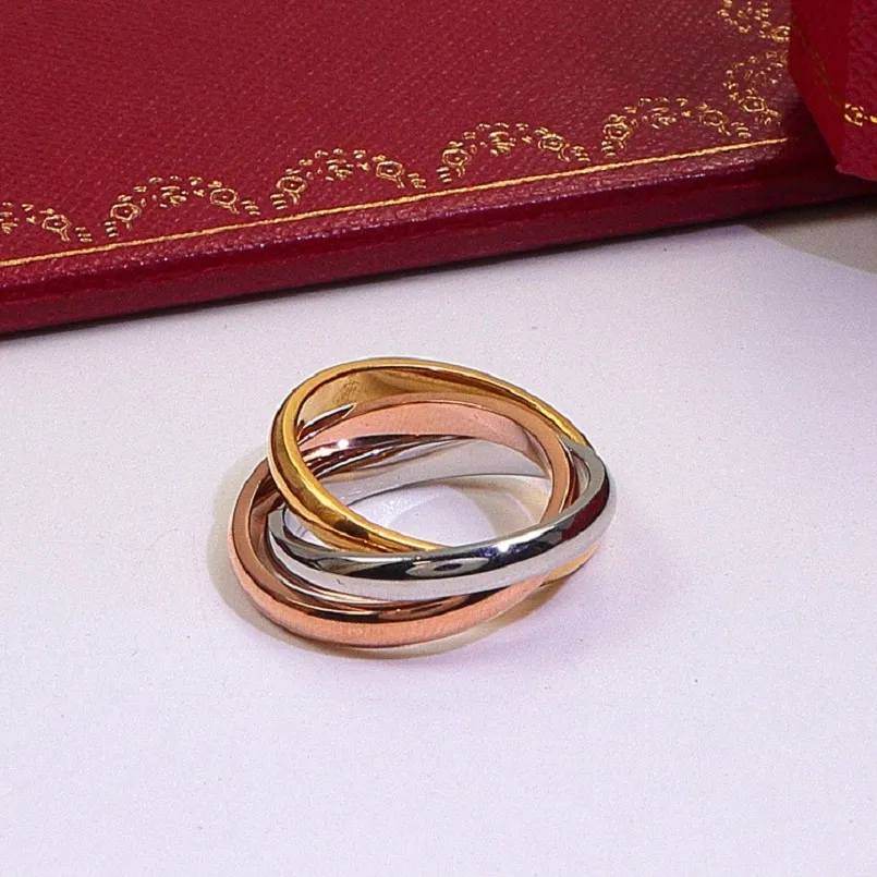 Fashion Designer Hommes Femmes Trois-Ring Three-Color Acier inoxydable Bague Rose Gold Spliant Couple Bagues avec boîte