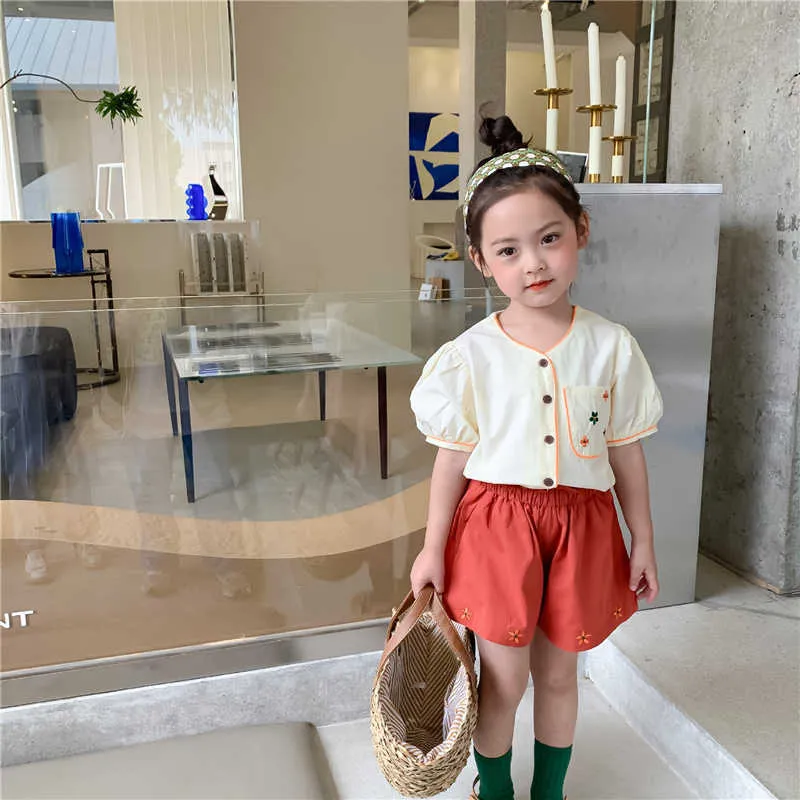 Летние девушки корейский стиль вышивка наряды Kcotton с коротким рукавом рубашки шорты 2 шт. Костюм детская одежда наборы 210615