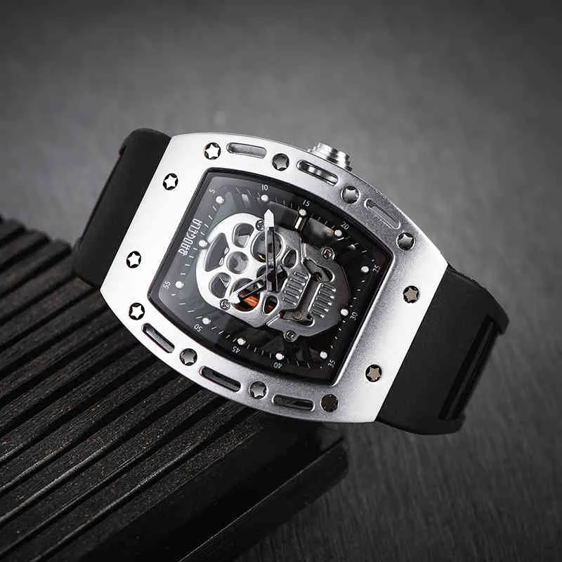 Baogela Top Märke Men Fashion Quartz Watch Mens Luxury Silver Skull Arristwatch Man Vattentät Klocka Relogio Masculino