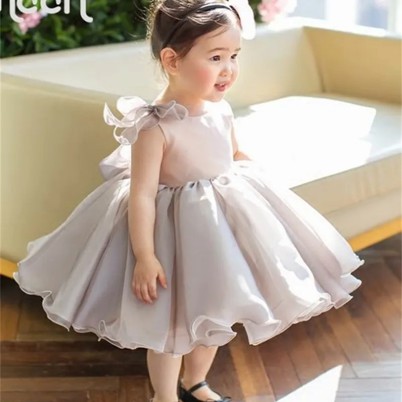 New Style Ball Gown Princess Little Girls Pageant Dresses Lace Knee Length  Organza Little Baby Flower Girl Dresses With Short Sleeve From  Glamorousqueen, $35.18 | DHgate.Com