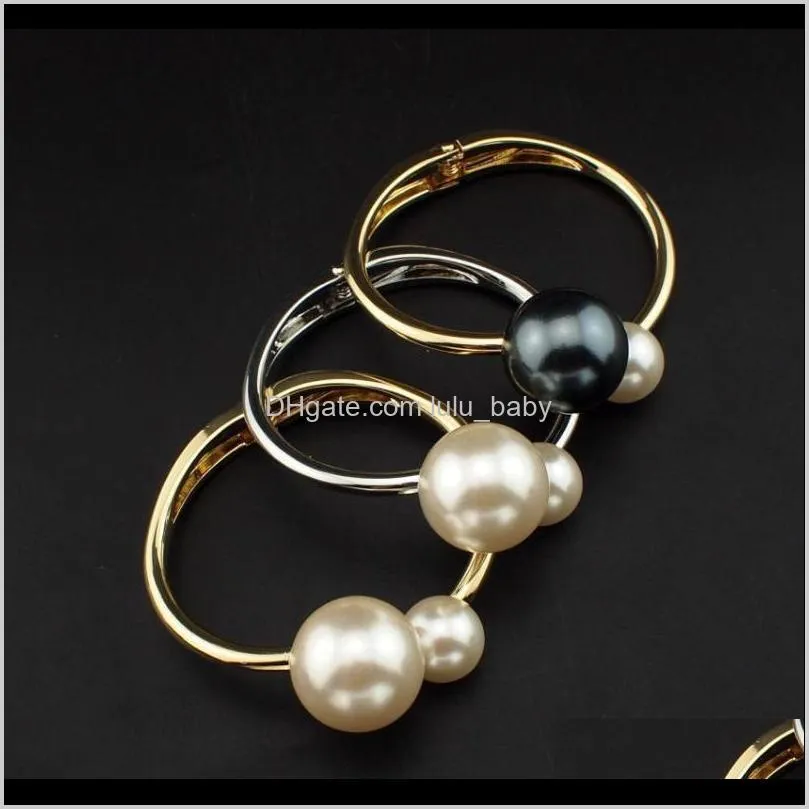 UKMOC Romantic Alloy Imitation Pearls Bracelets Fashion Accessories Dress Metal Cuff Bangles For Women Charm Jewelry1