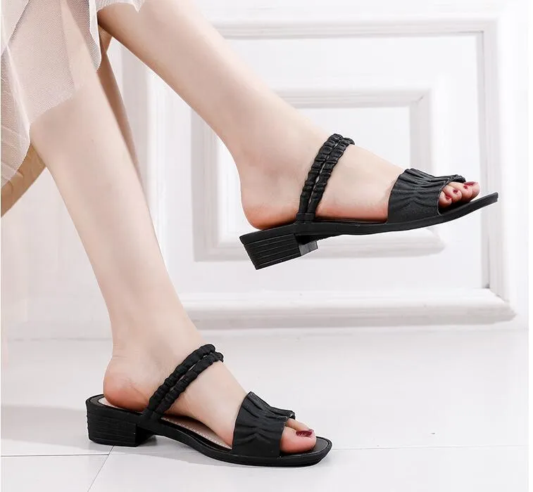 New double strap slipper women`s casual sandals slipper light and comfortable beach shoes